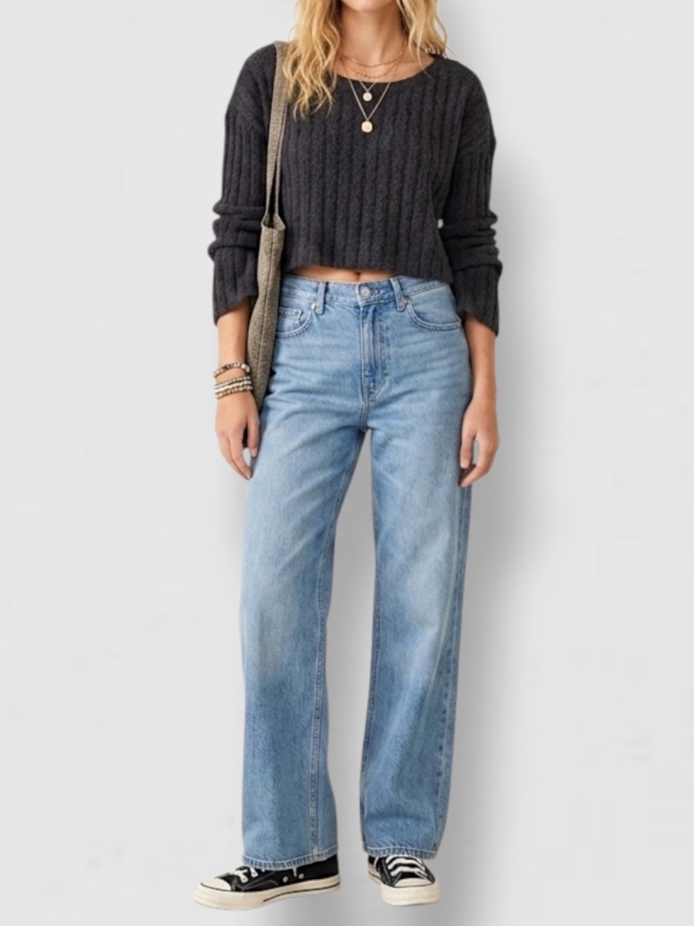 Urban Outfitters Women’s Ribbed Sweater Medium